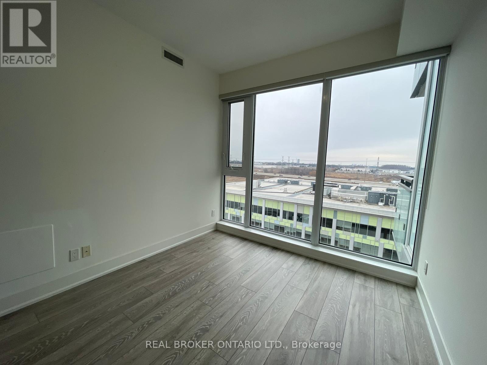 180 Enterprise Boulevard — photo 20