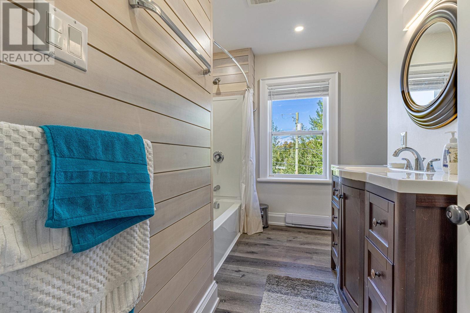 23 WESTVIEW Drive - 17