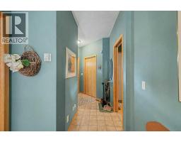 18 Prominence View SW - photo 7
