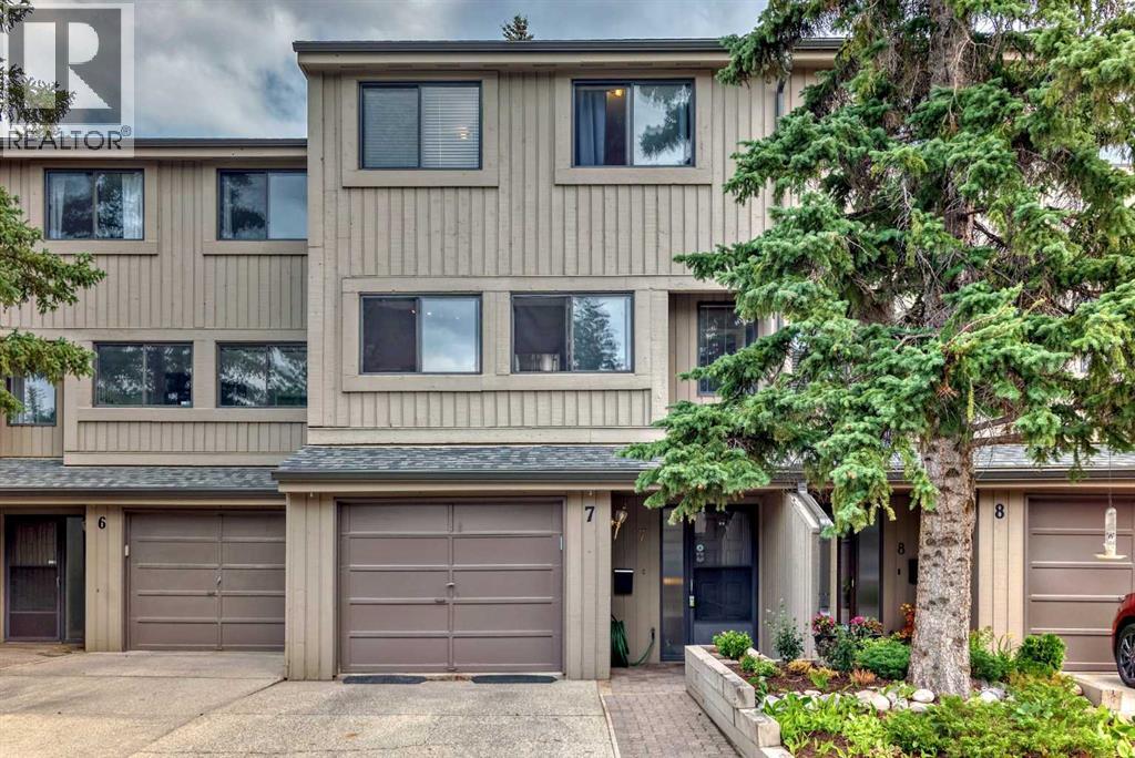 7, 10401 19 Street SW, Calgary