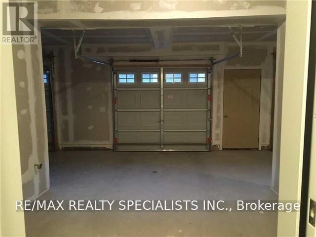 3135 Boxford Crescent — photo 11