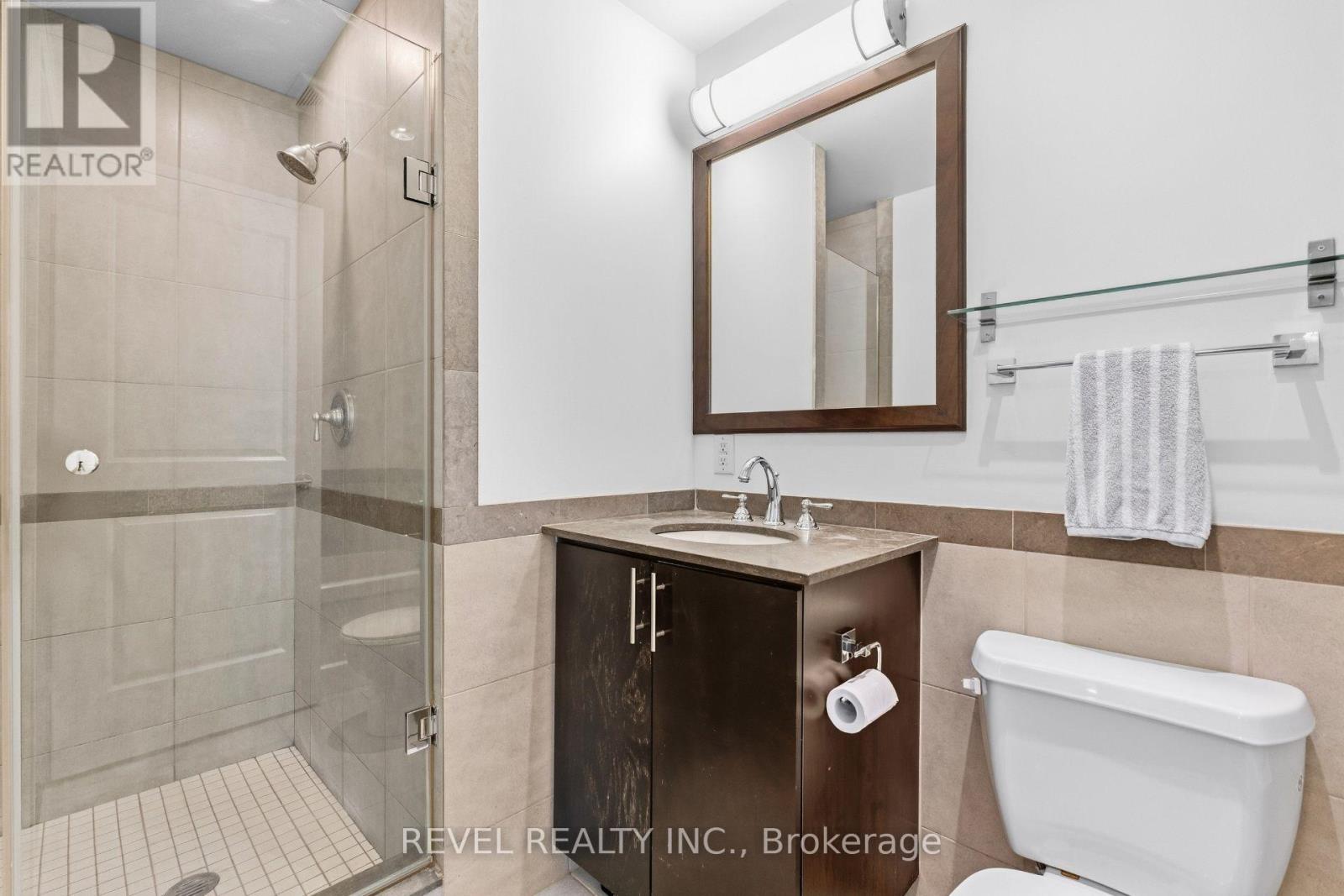 #511 1055 SOUTHDOWN ROAD - 19