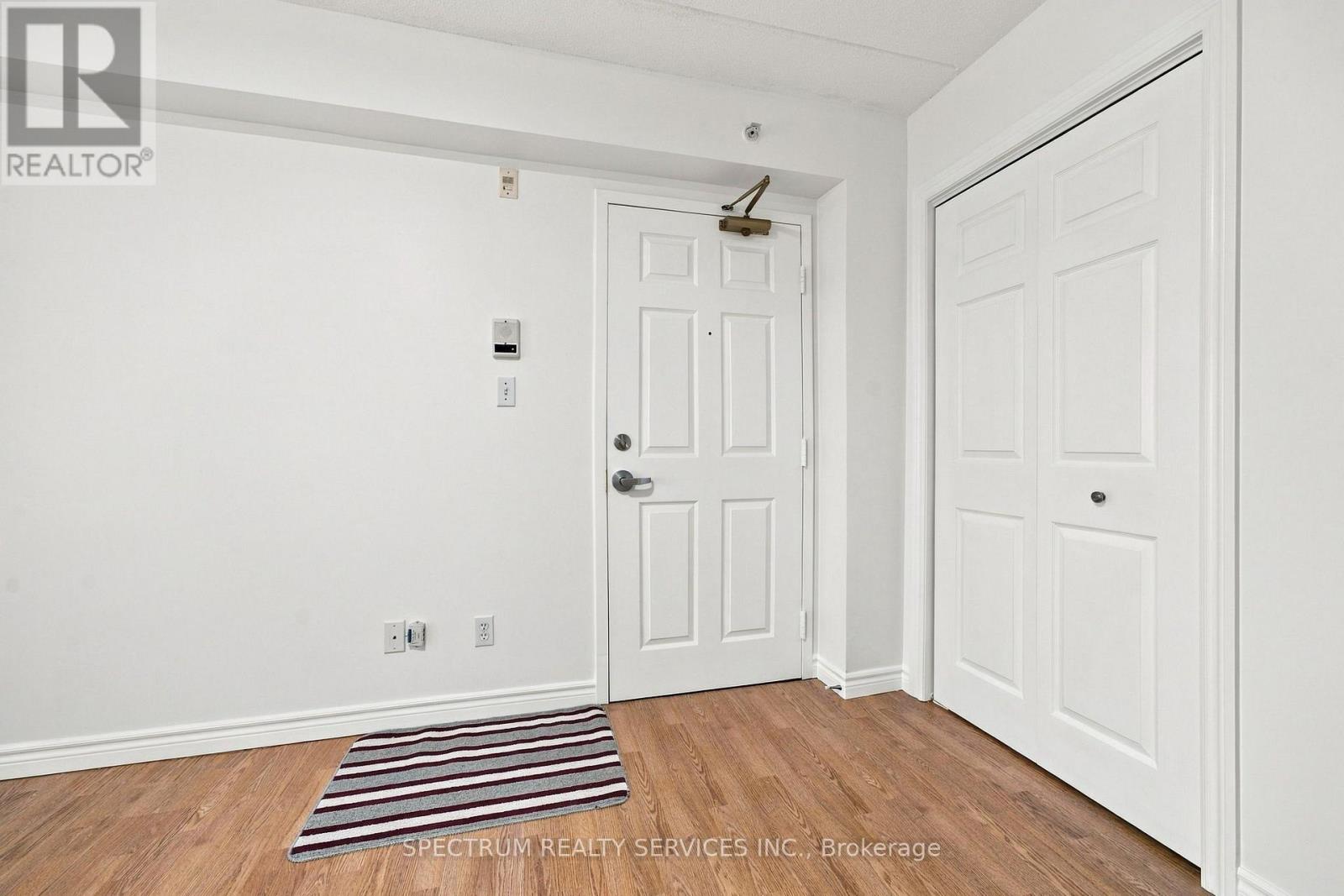 208- 1480 Bishops Gate, Oakville, ON photo 6