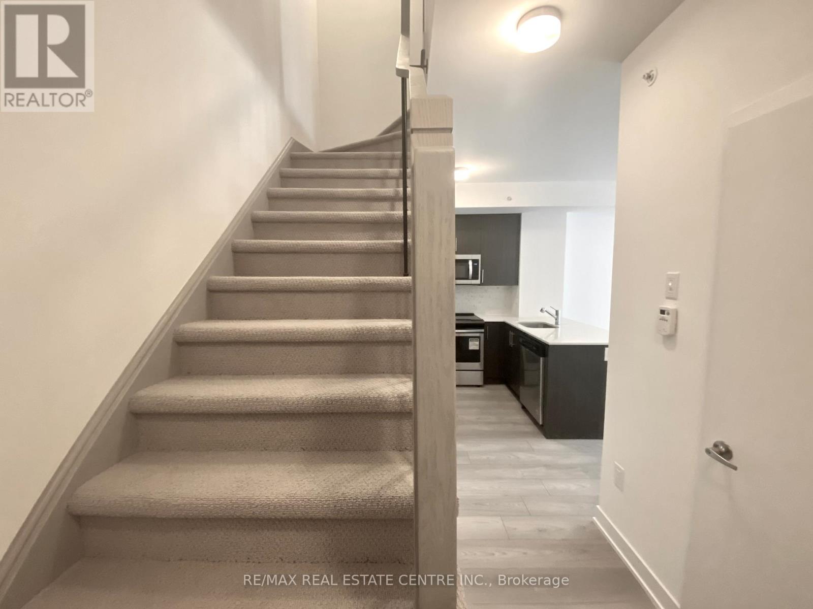 3483 Widdicombe Way — photo 4