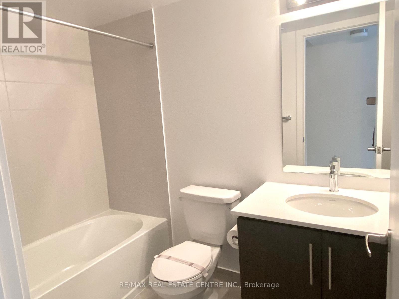 3483 Widdicombe Way — photo 8