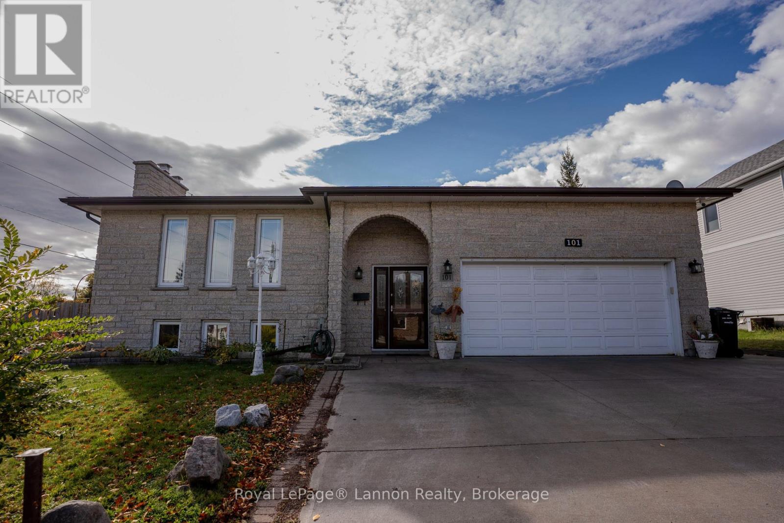 101 SUNCREST PLACE - Image 46