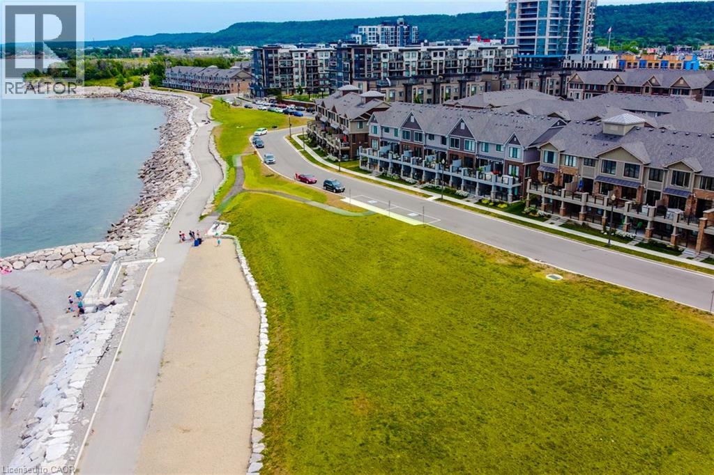 65 WATERVIEW Lane - 15