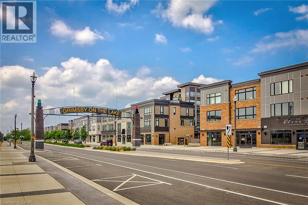 65 WATERVIEW Lane - 18