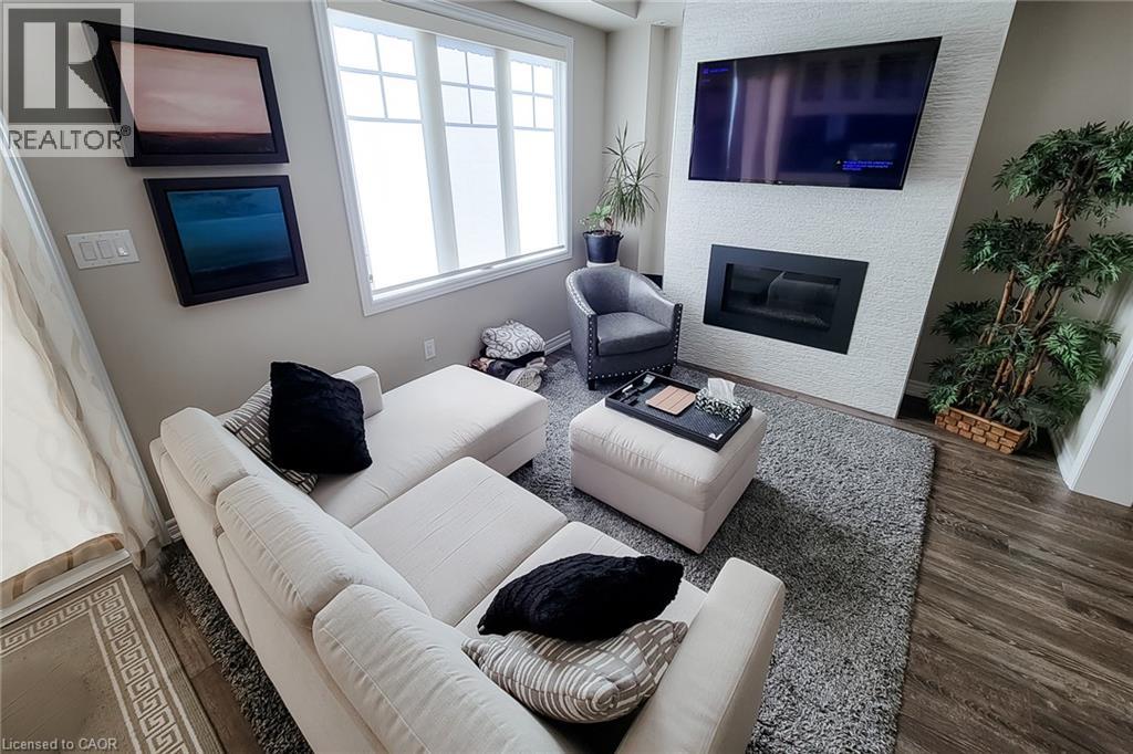 65 WATERVIEW Lane - 27