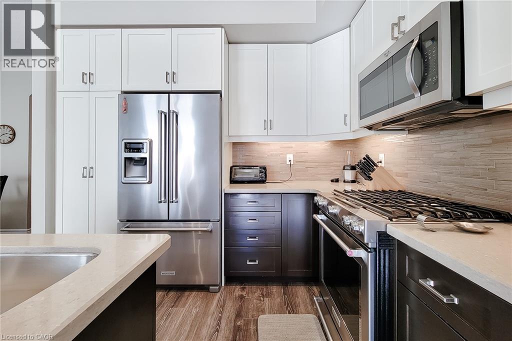 65 WATERVIEW Lane - 32