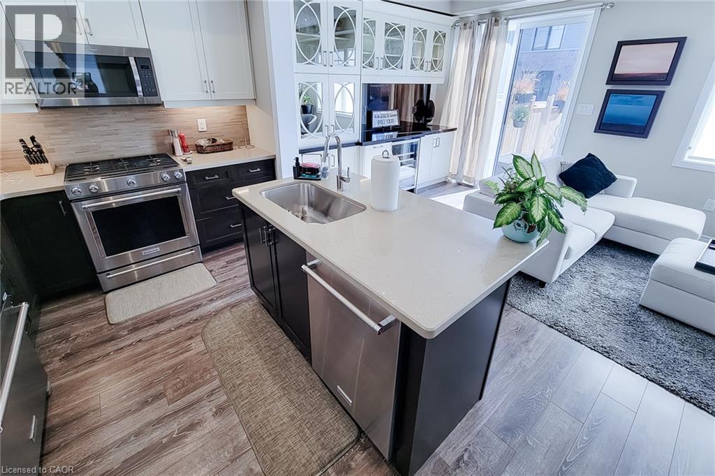 65 WATERVIEW Lane - 35