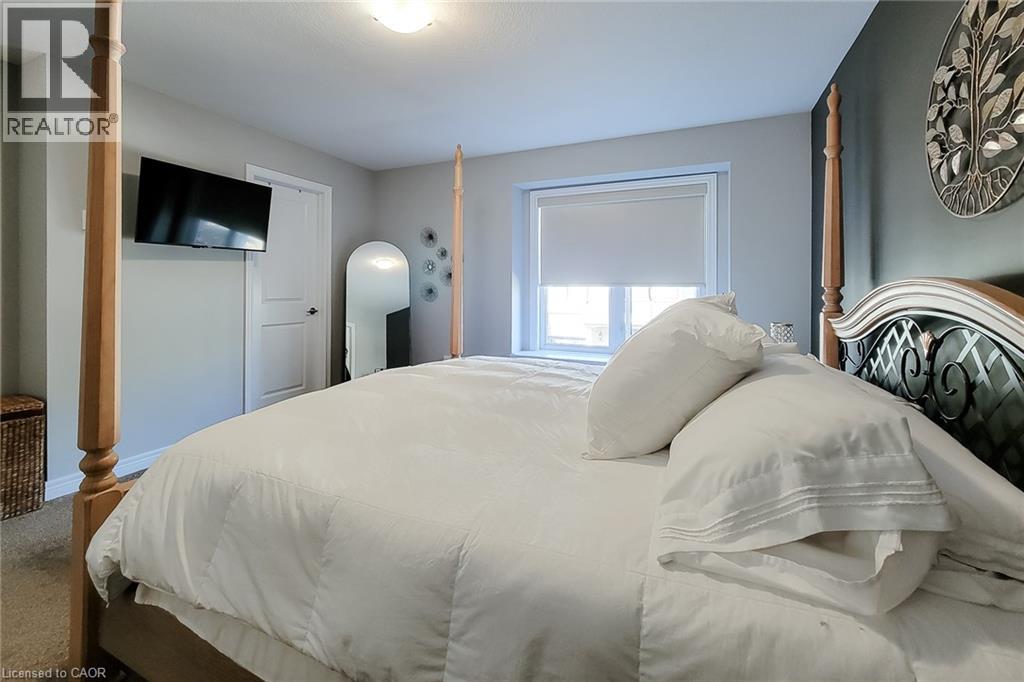 65 WATERVIEW Lane - Image 38