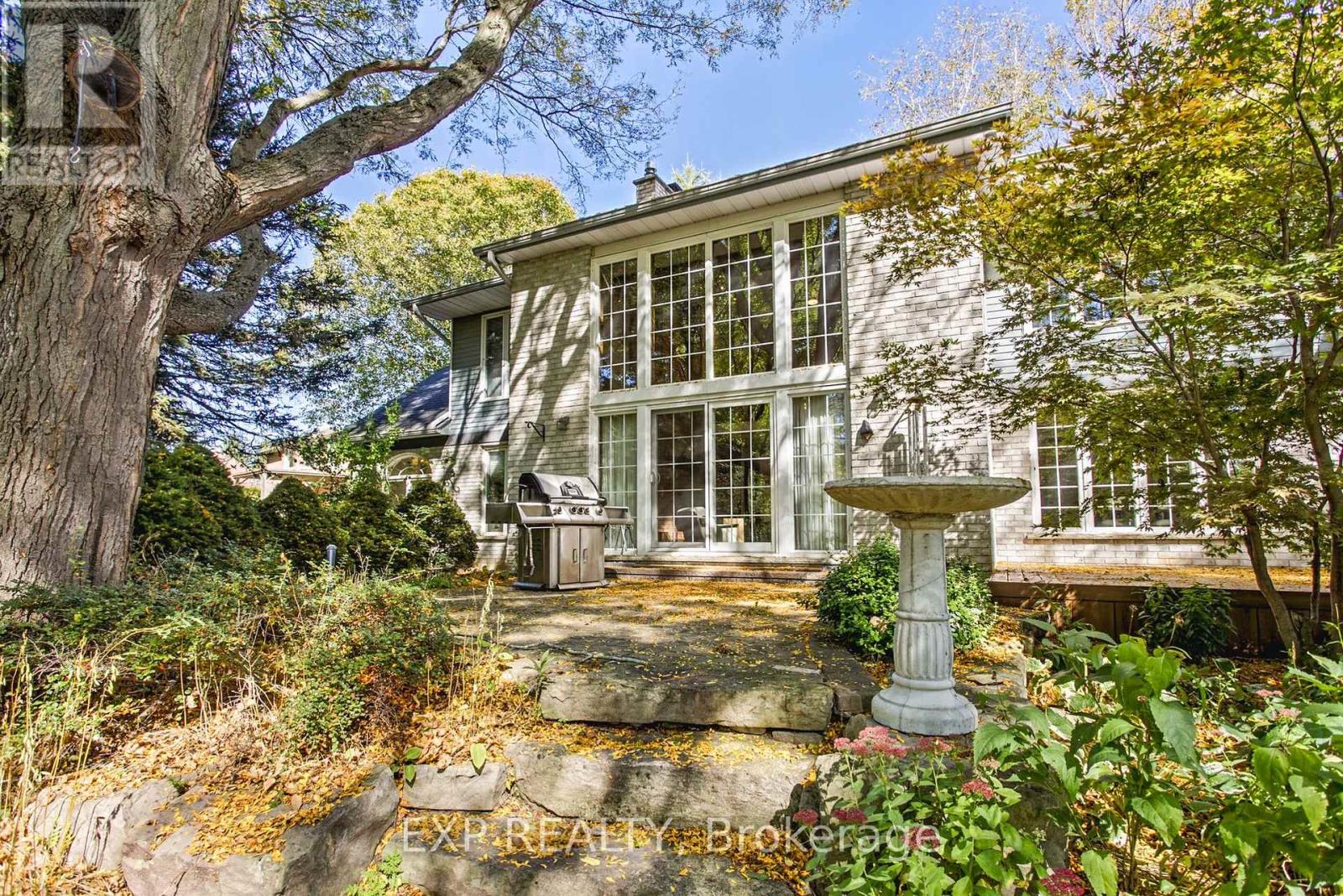 5 VanStraalen Street, Hamilton, ON photo 48