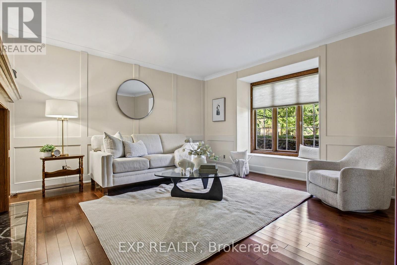 5 VanStraalen Street, Hamilton, ON photo 7