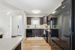31 Shields Street, Winnipeg, MB R2C4E1 Photo 11