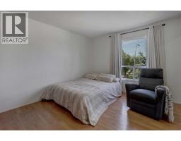 10, 707 Westmount Drive - photo 4