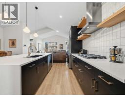 111 Haskayne Drive NW - photo 4