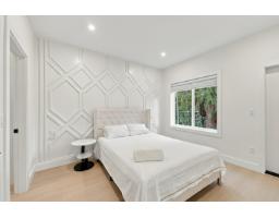 101 11448 138a Street, Surrey, BC V3R0J3 Photo 9