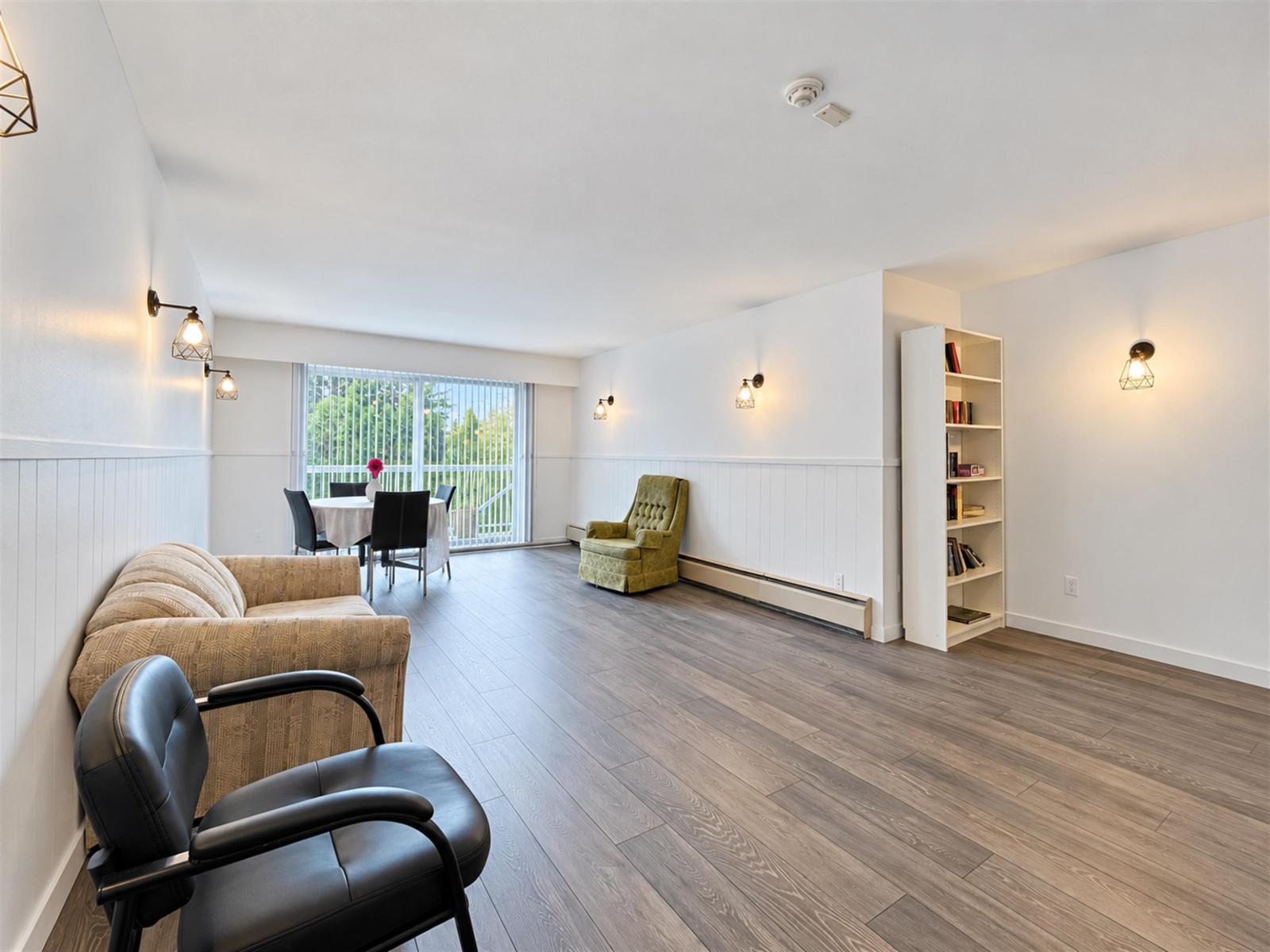 Photo of 329 7436 STAVE LAKE STREET 19