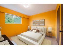 13696 Blackburn Avenue, White Rock, BC V4B2Y8 Photo 18