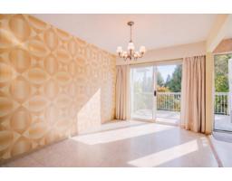 13696 Blackburn Avenue, White Rock, BC V4B2Y8 Photo 10