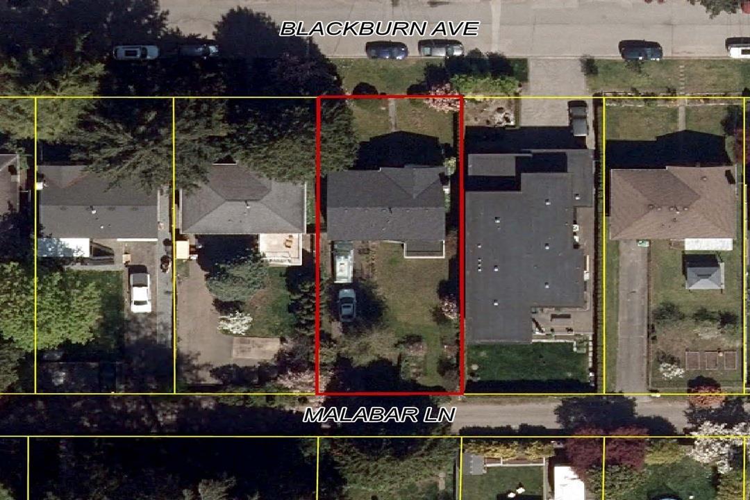 13696 BLACKBURN AVENUE, White Rock - Image 1