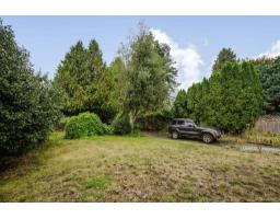 13696 Blackburn Avenue, White Rock, BC V4B2Y8 Photo 24