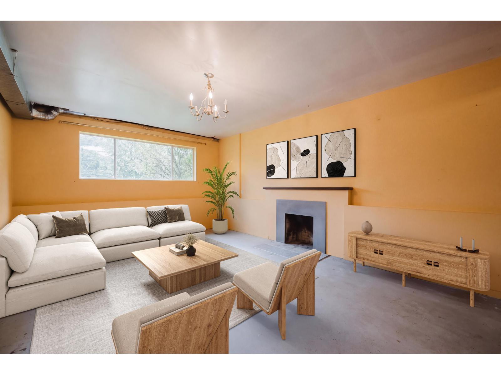 13696 BLACKBURN AVENUE, White Rock - Image 1