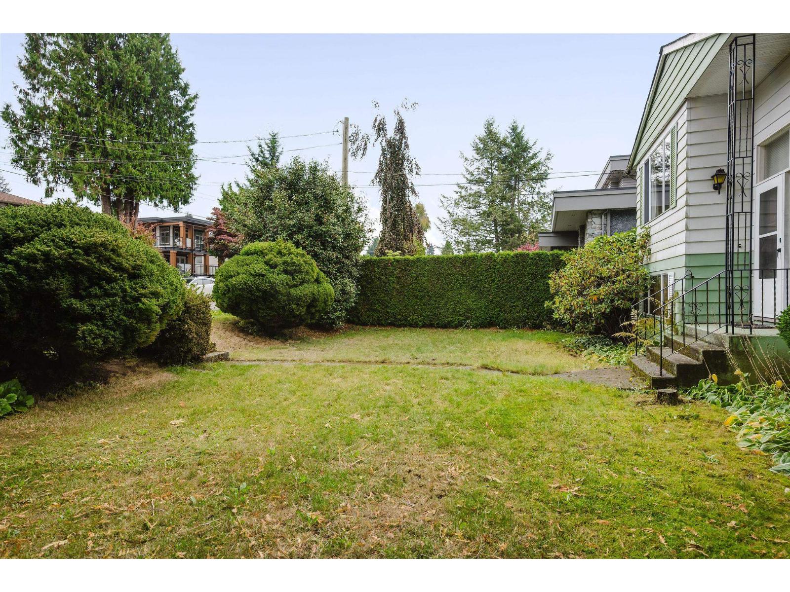 13696 BLACKBURN AVENUE, White Rock - Image 1