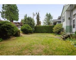 13696 Blackburn Avenue, White Rock, BC V4B2Y8 Photo 23
