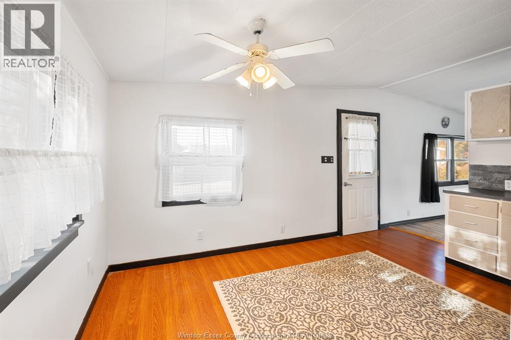 #101 1 Cedar CRESCENT - 11