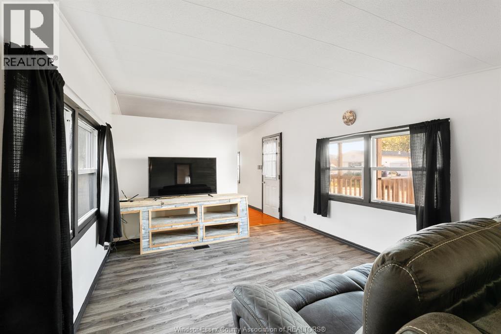 #101 1 Cedar CRESCENT - 12