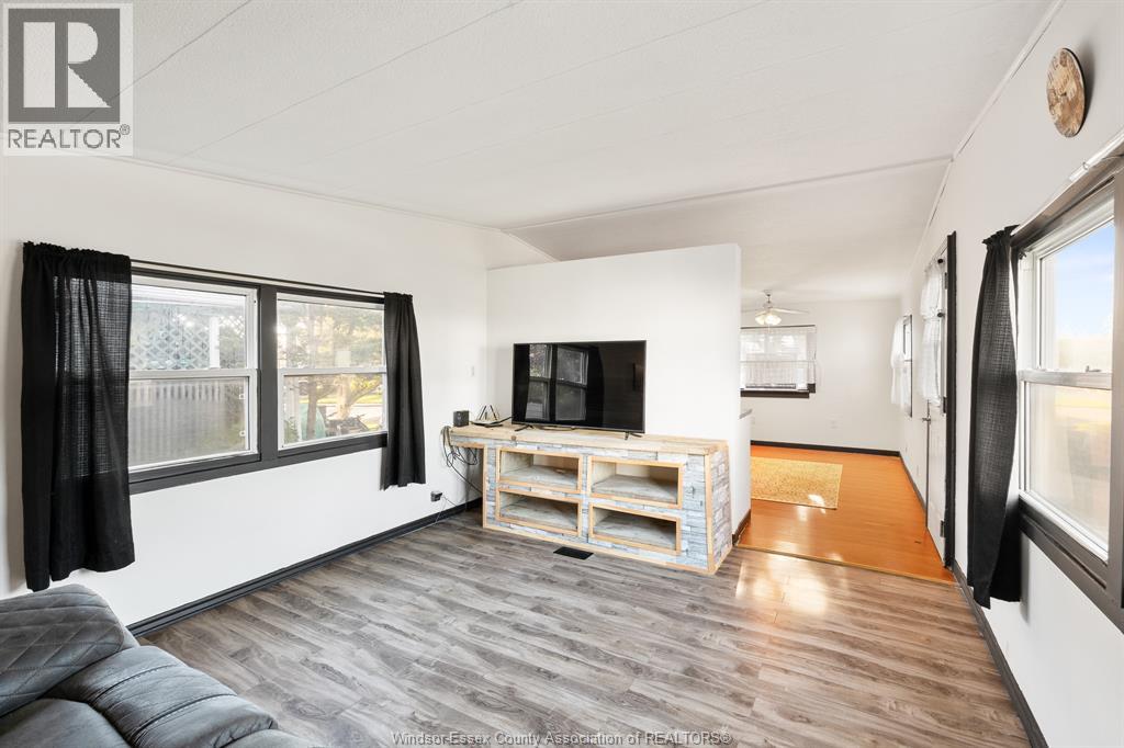 #101 1 Cedar CRESCENT - 13