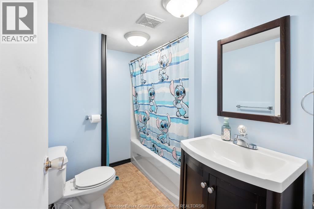 #101 1 Cedar CRESCENT - 17