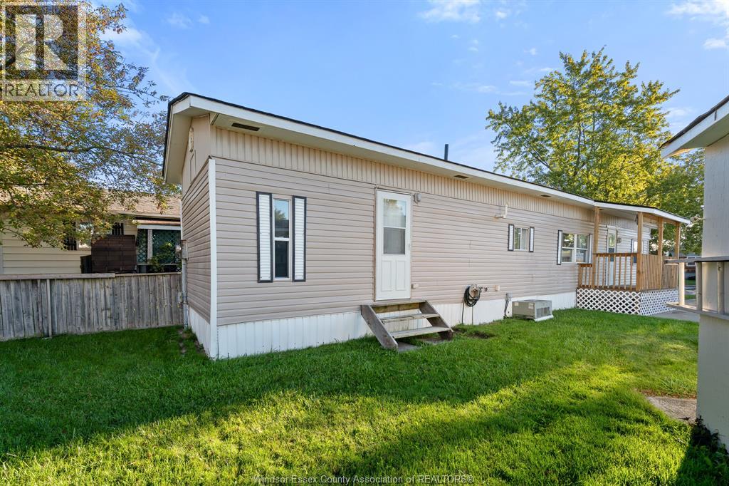 #101 1 Cedar CRESCENT - 21