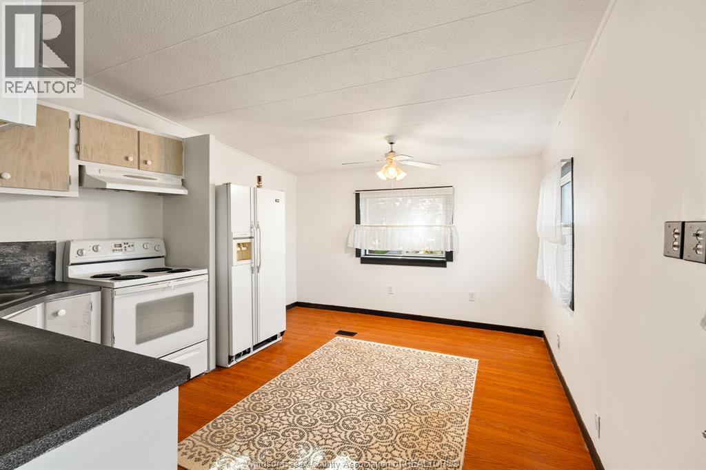 #101 1 Cedar CRESCENT - 9