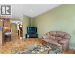 2323 22 Avenue SW - photo 15