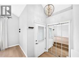 352 Copperfield Gardens SE - photo 3