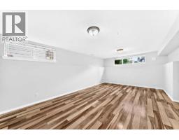 352 Copperfield Gardens SE - photo 19