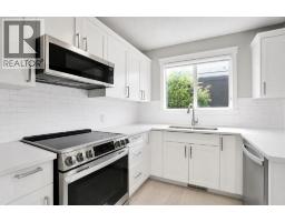 115 Abingdon Crescent NE - photo 4