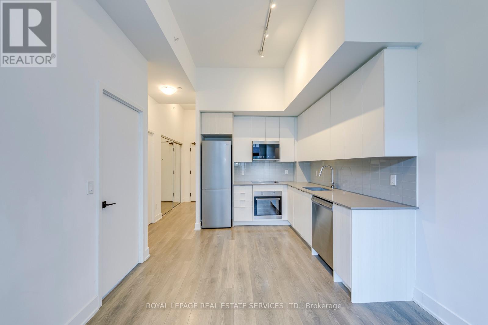 2485 Taunton Road — photo 14