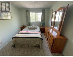 68 Farquhar Pl, Elliot Lake, ON P5A2B3 Photo 12