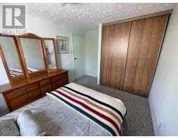 68 Farquhar Pl, Elliot Lake, ON P5A2B3 Photo 13
