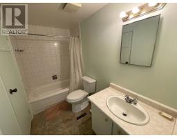 68 Farquhar Pl, Elliot Lake, ON P5A2B3 Photo 16