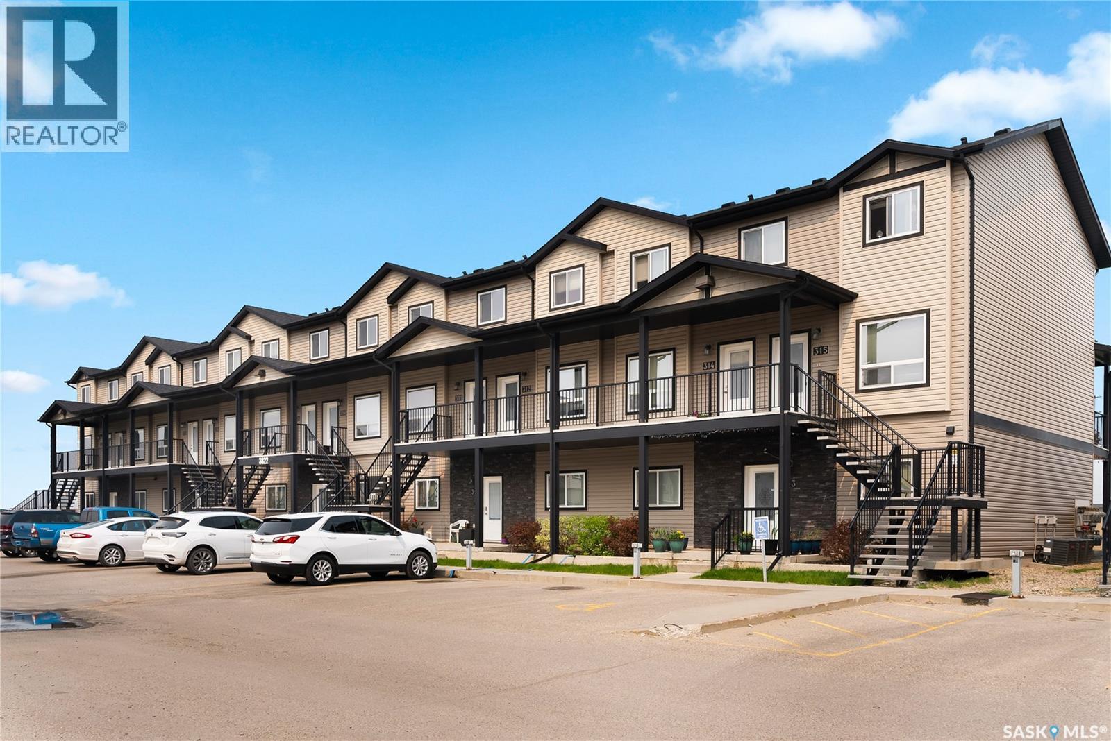 #305 3822 Dewdney AVENUE E - 25