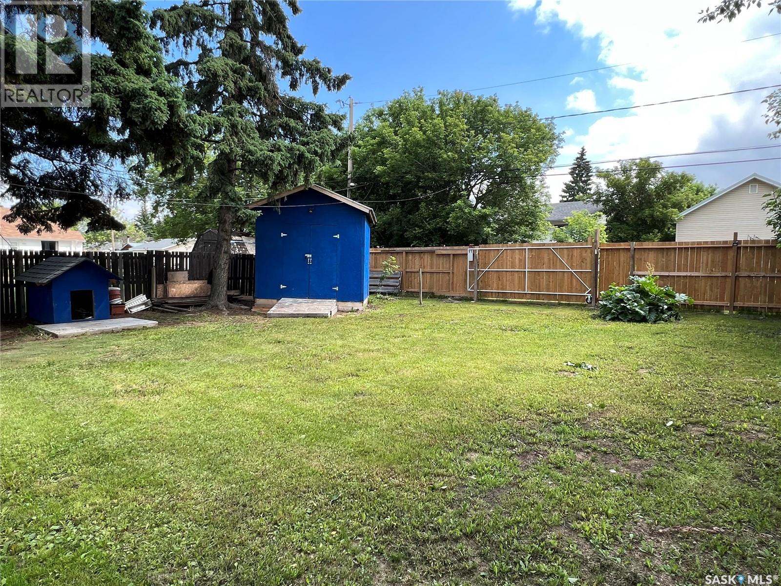 504 3rd STREET W - 15