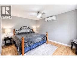 Foyer - 27 Clement Avenue, Saint Antoine, NB E4V1E3 Photo 14