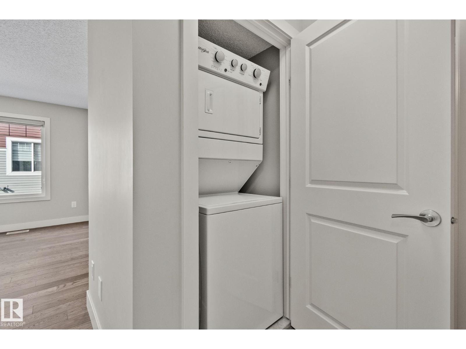 #21 2922 MAPLE WY NW - 11