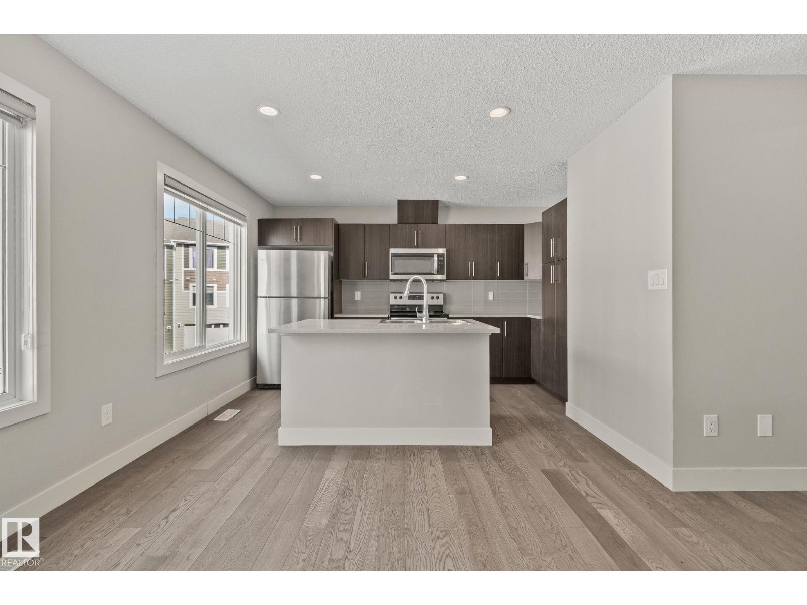 #21 2922 MAPLE WY NW - 14