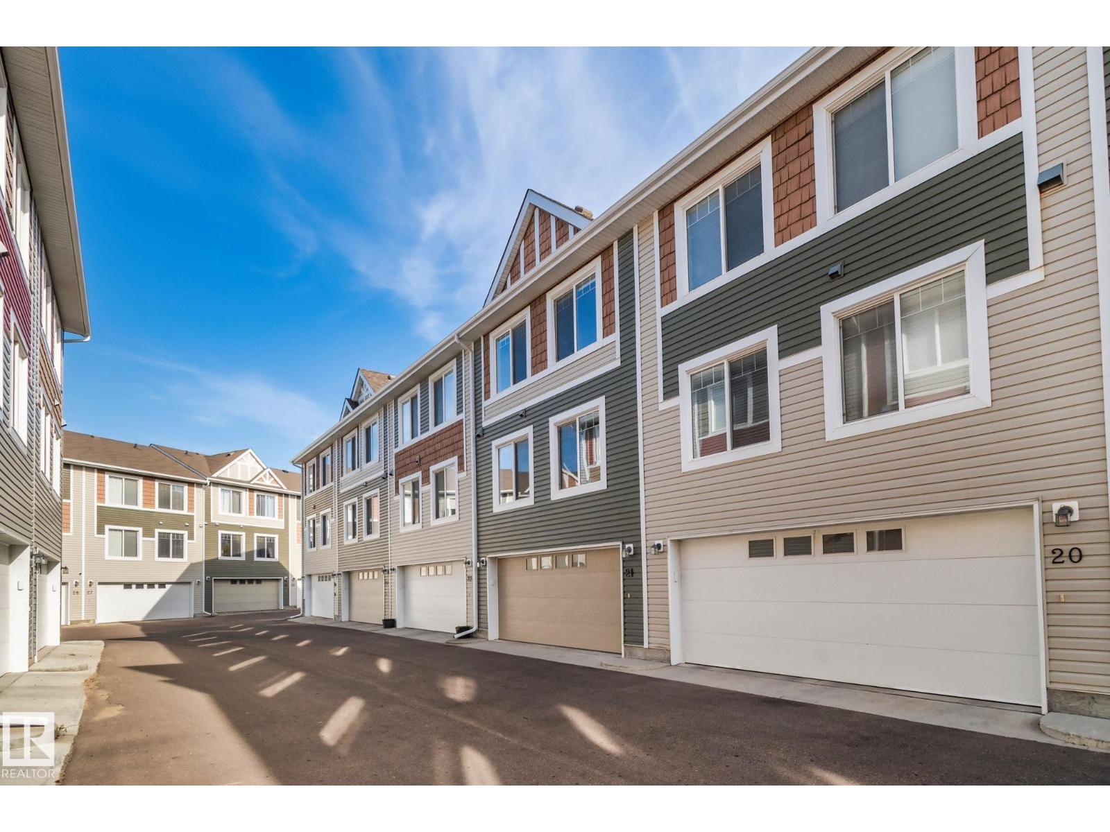 #21 2922 MAPLE WY NW - 3